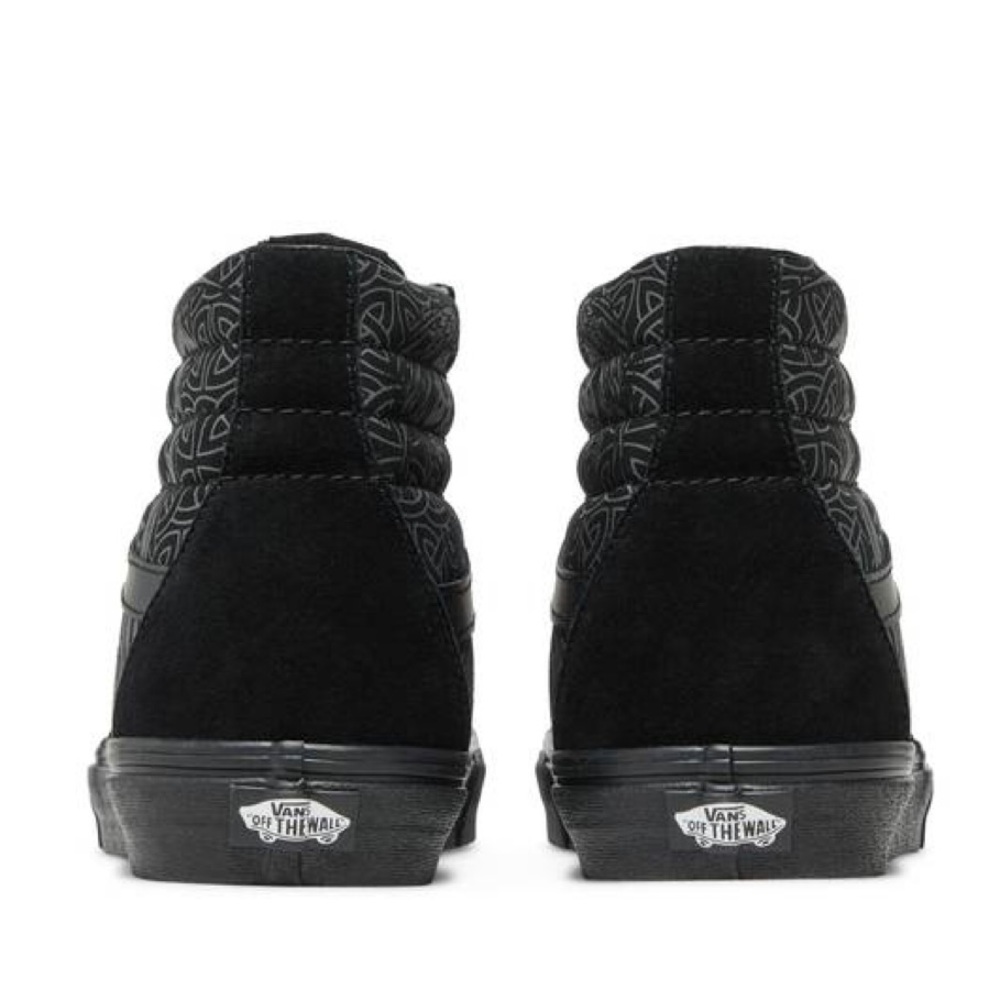 Vans Men’s Sk8-Hi
Raven Skull Black/Black
VN000TS9BKA
Sneakers - Picture 4 of 16